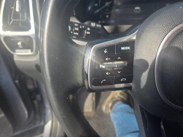Used 2023 Kia Sorento SX AWD/4WD image 15