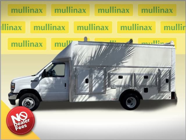 New 2025 Ford E-450 and Econoline 450 Super Duty w/ Power Equipment Group RWD image 2