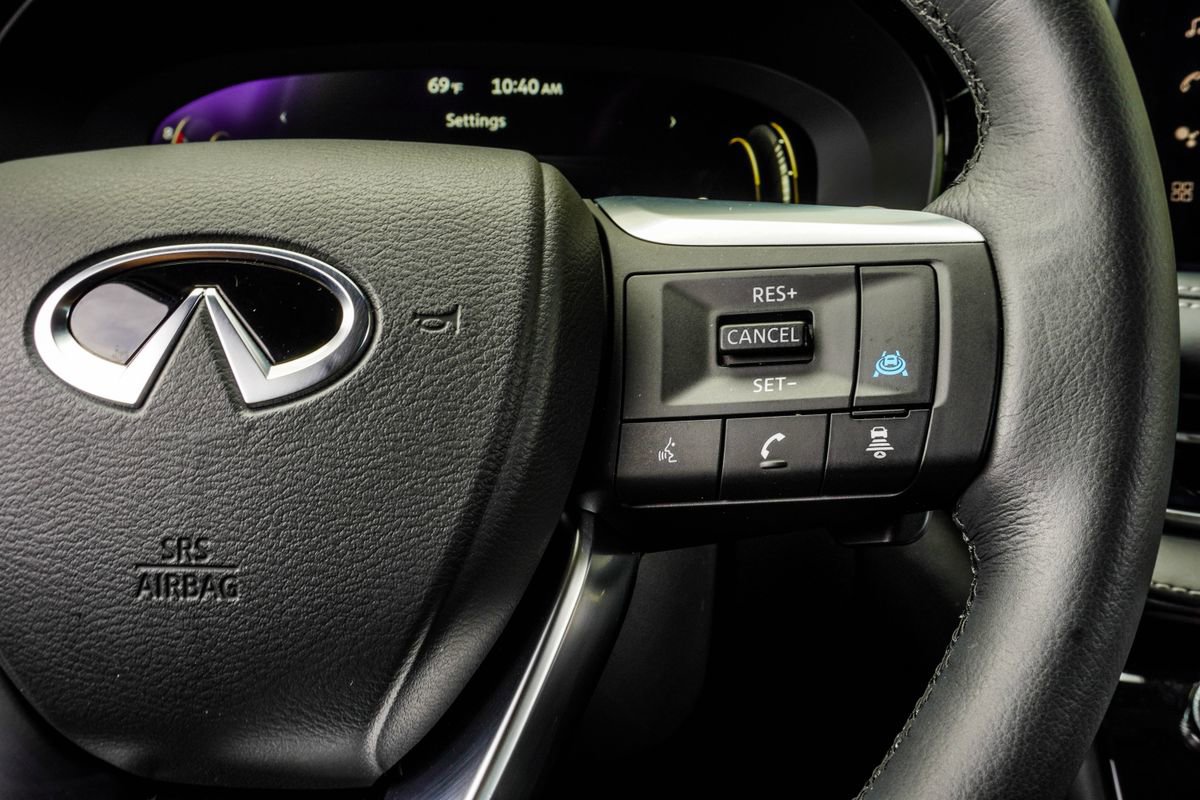 Certified 2026 INFINITI QX60 Luxe w/ Cargo Package FWD image 32