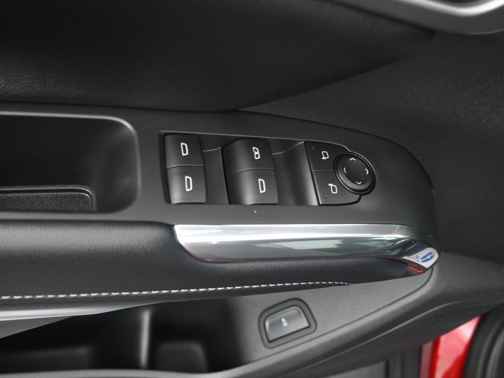 New 2026 Chevrolet Traverse LT w/ Driver Confidence Package image 13