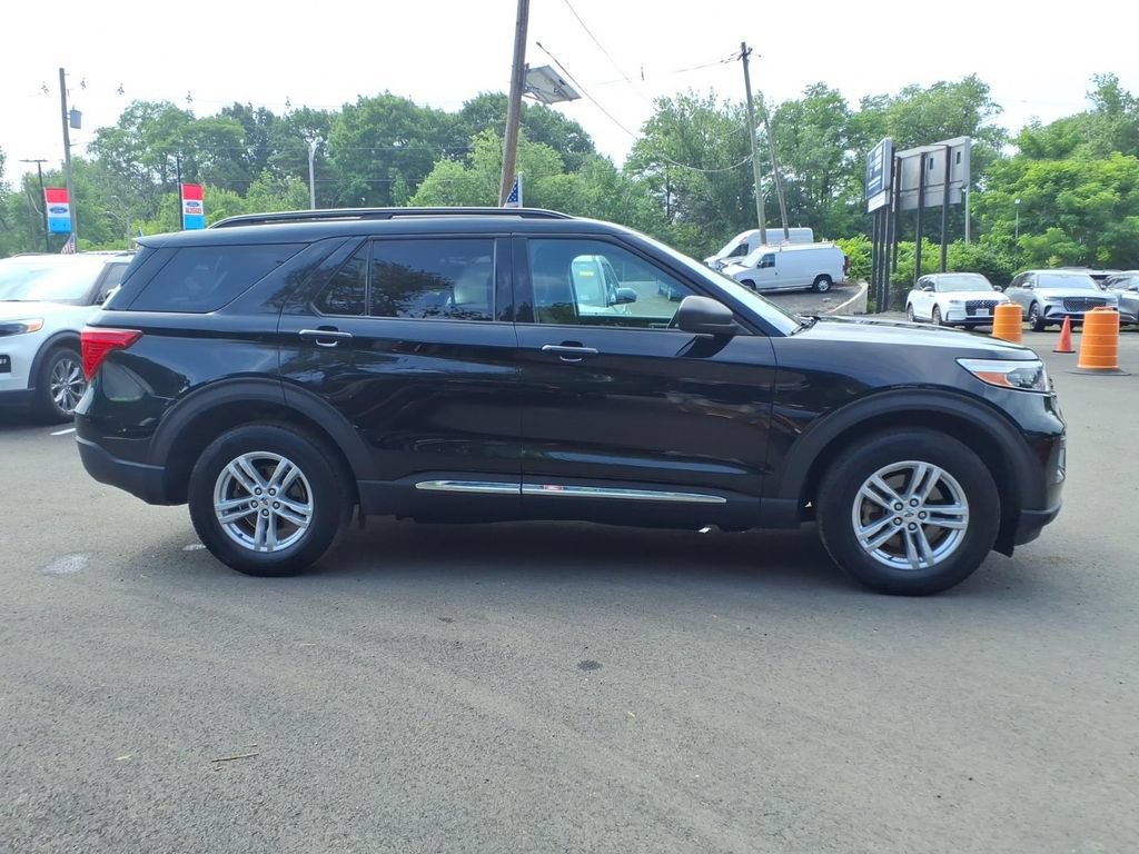 Certified 2023 Ford Explorer XLT AWD/4WD image 21