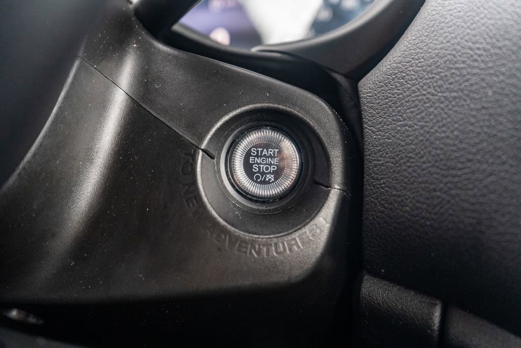 Used 2023 Jeep Renegade Limited AWD/4WD image 24