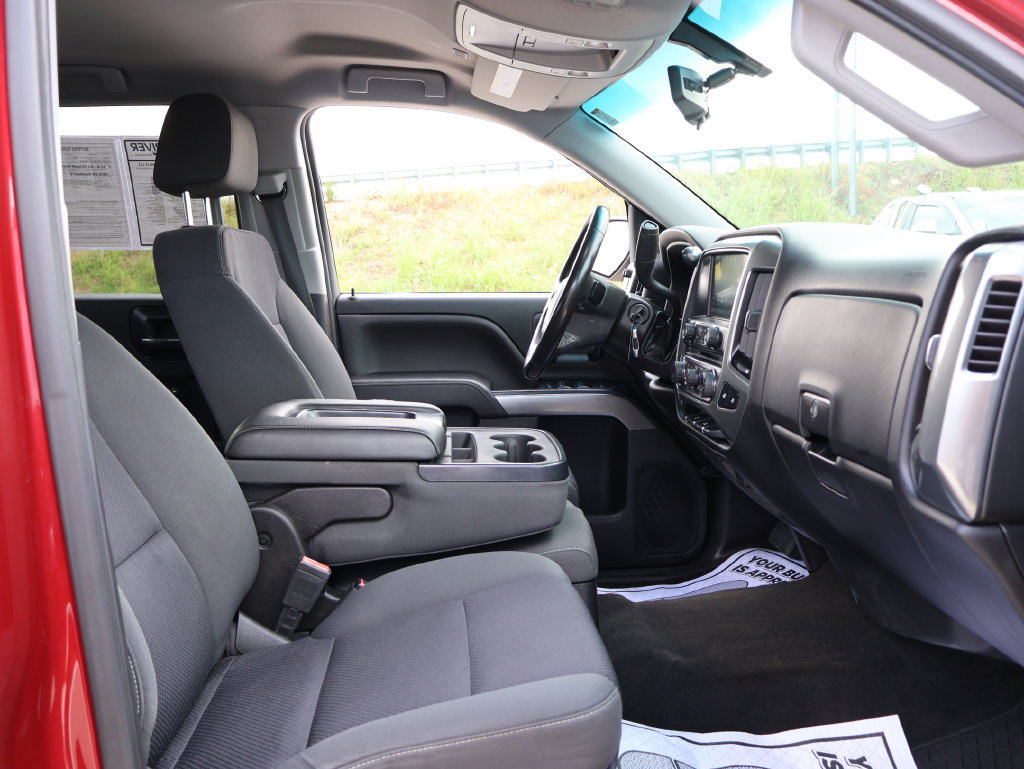 Used 2018 Chevrolet Silverado 1500 LT w/ All Star Edition AWD/4WD image 9