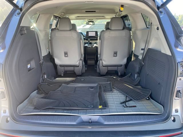 Used 2021 Toyota Sienna XLE AWD/4WD image 8