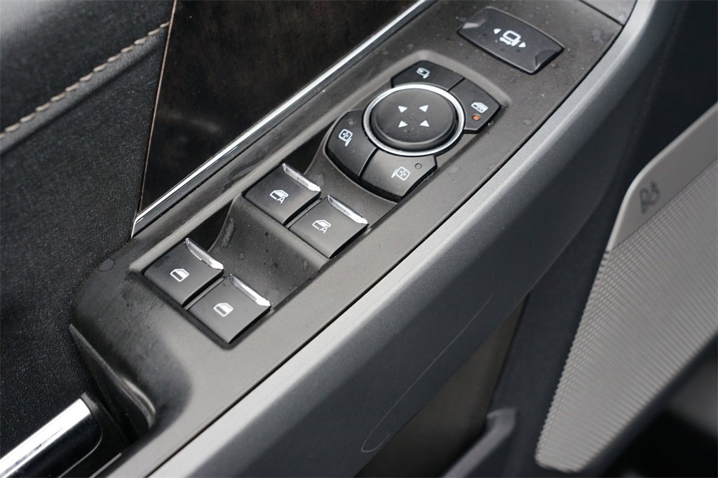 Used 2023 Ford F350 Lariat w/ Lariat Ultimate Package image 16