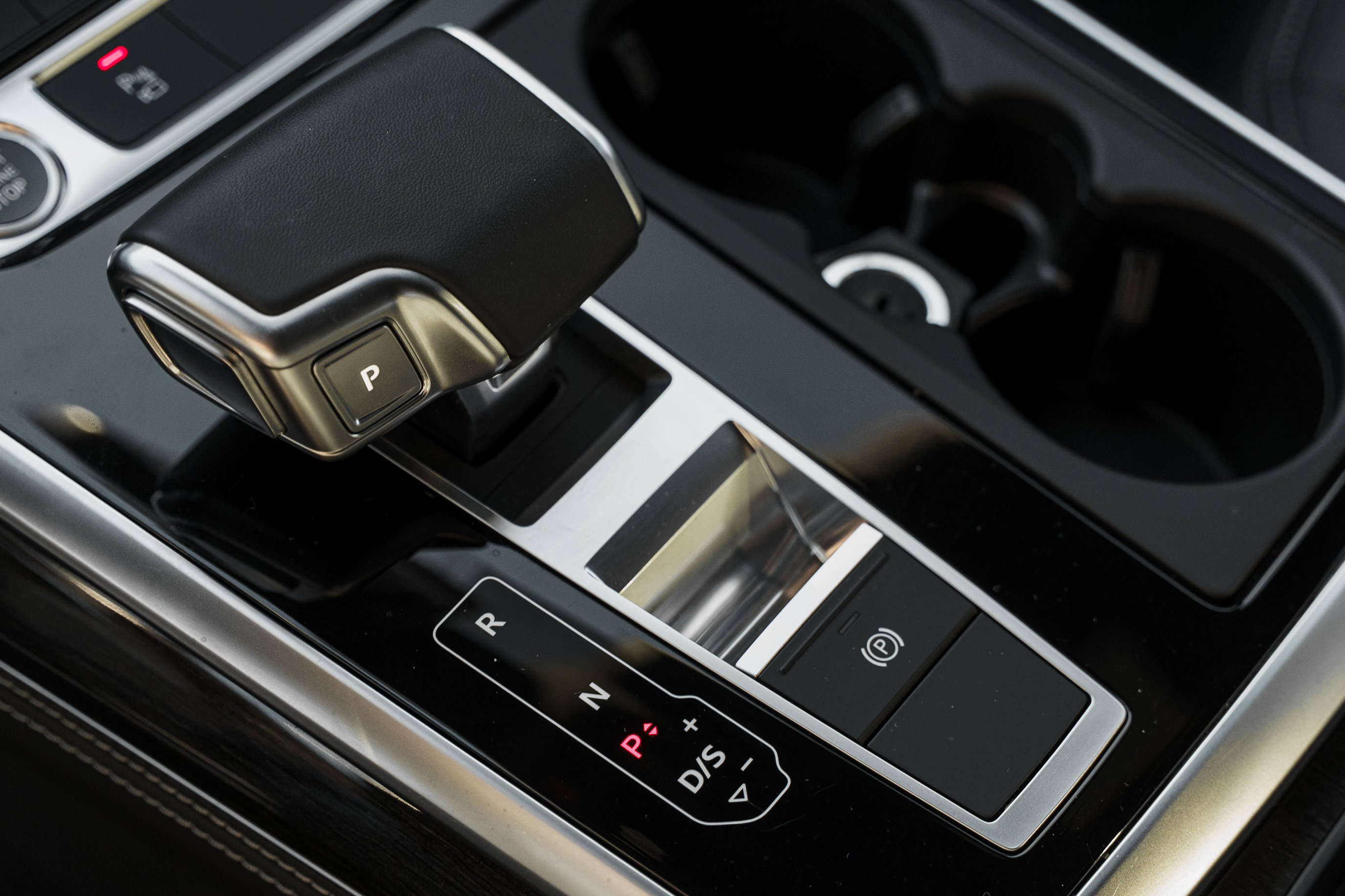 Certified 2025 Audi Q7 3.0T Premium Plus image 11