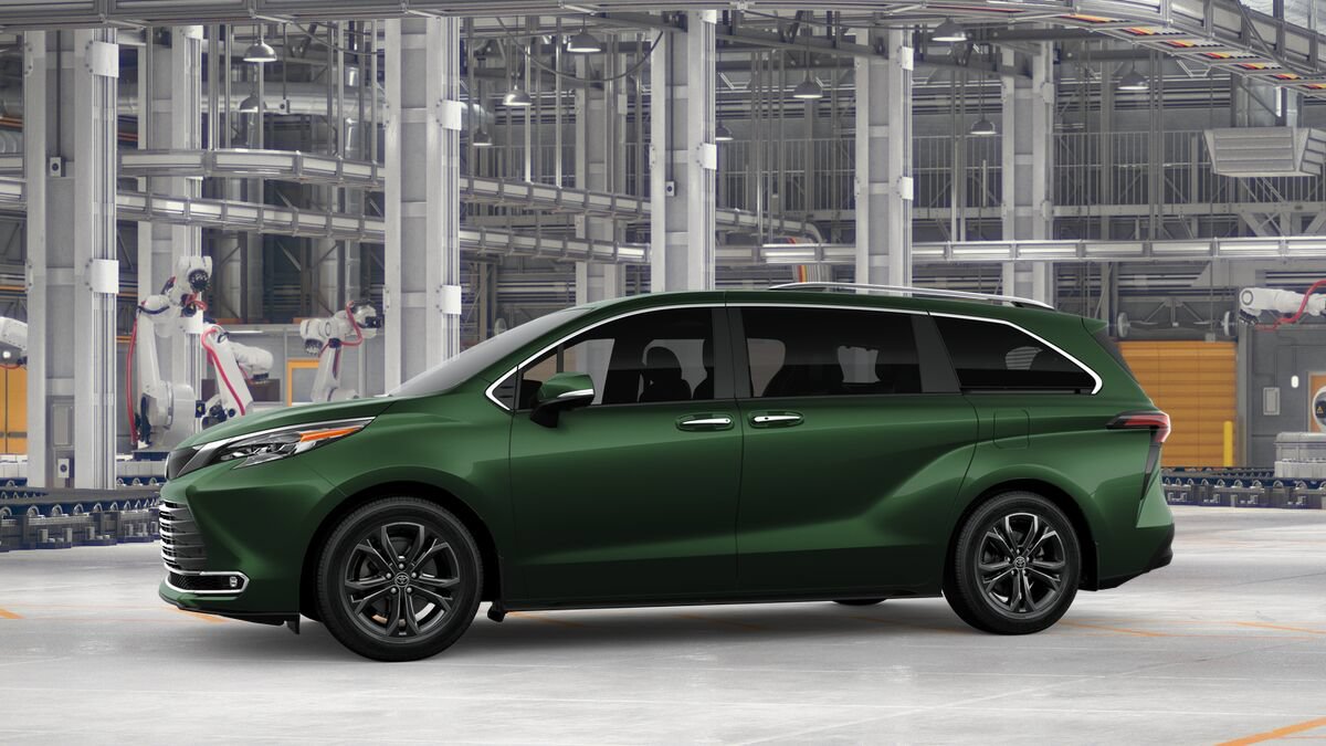 New 2026 Toyota Sienna Platinum AWD/4WD image 3