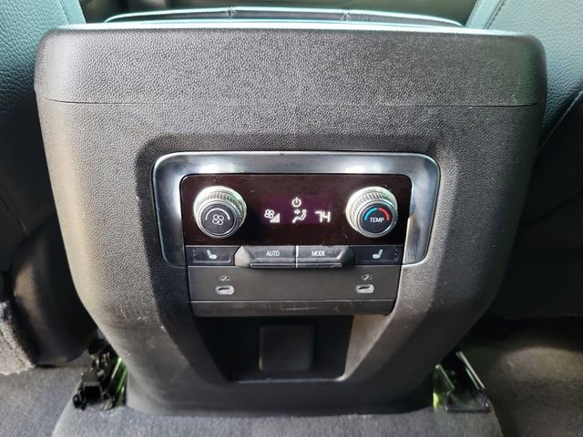 Used 2021 GMC Yukon XL Denali AWD/4WD image 13
