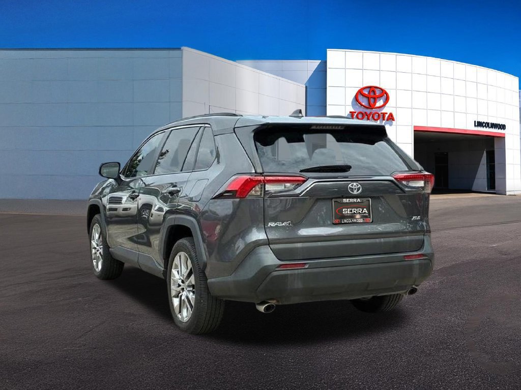 Used 2021 Toyota RAV4 XLE Premium FWD image 13