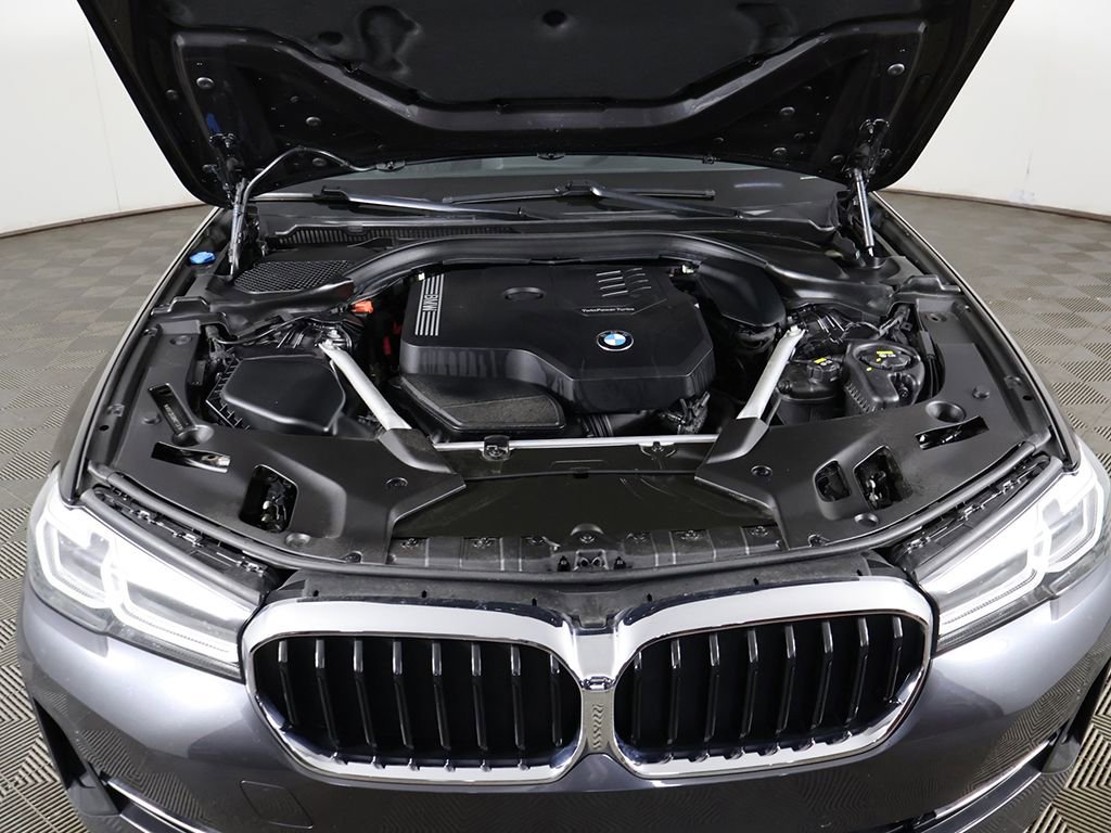 Used 2021 BMW 530i xDrive AWD/4WD image 19
