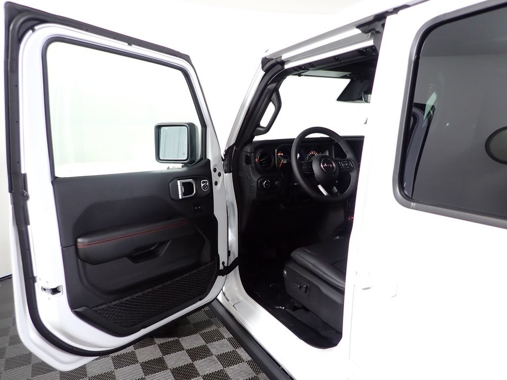 New 2027 Jeep Wrangler Unlimited Rubicon AWD/4WD image 21