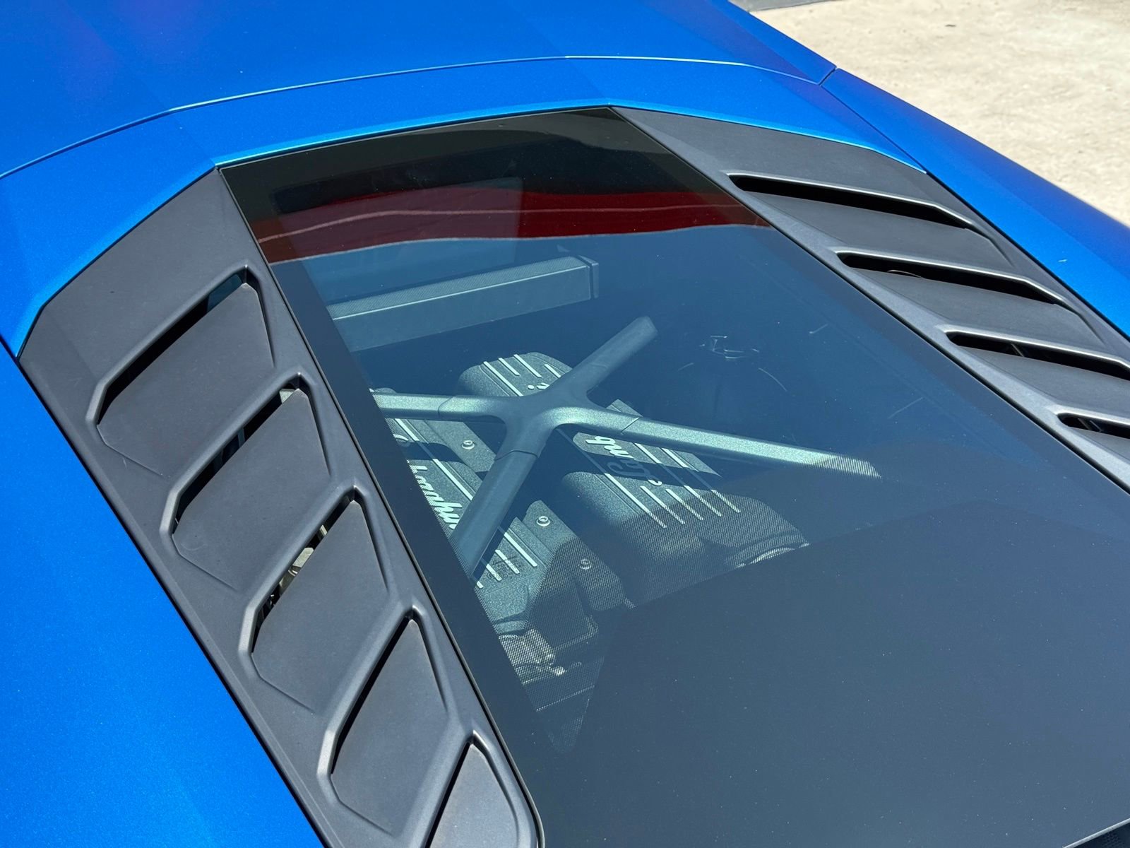 Used 2020 Lamborghini Huracan EVO RWD image 27