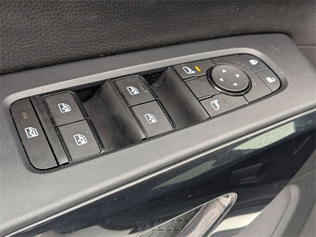 Used 2024 Nissan Pathfinder S image 14