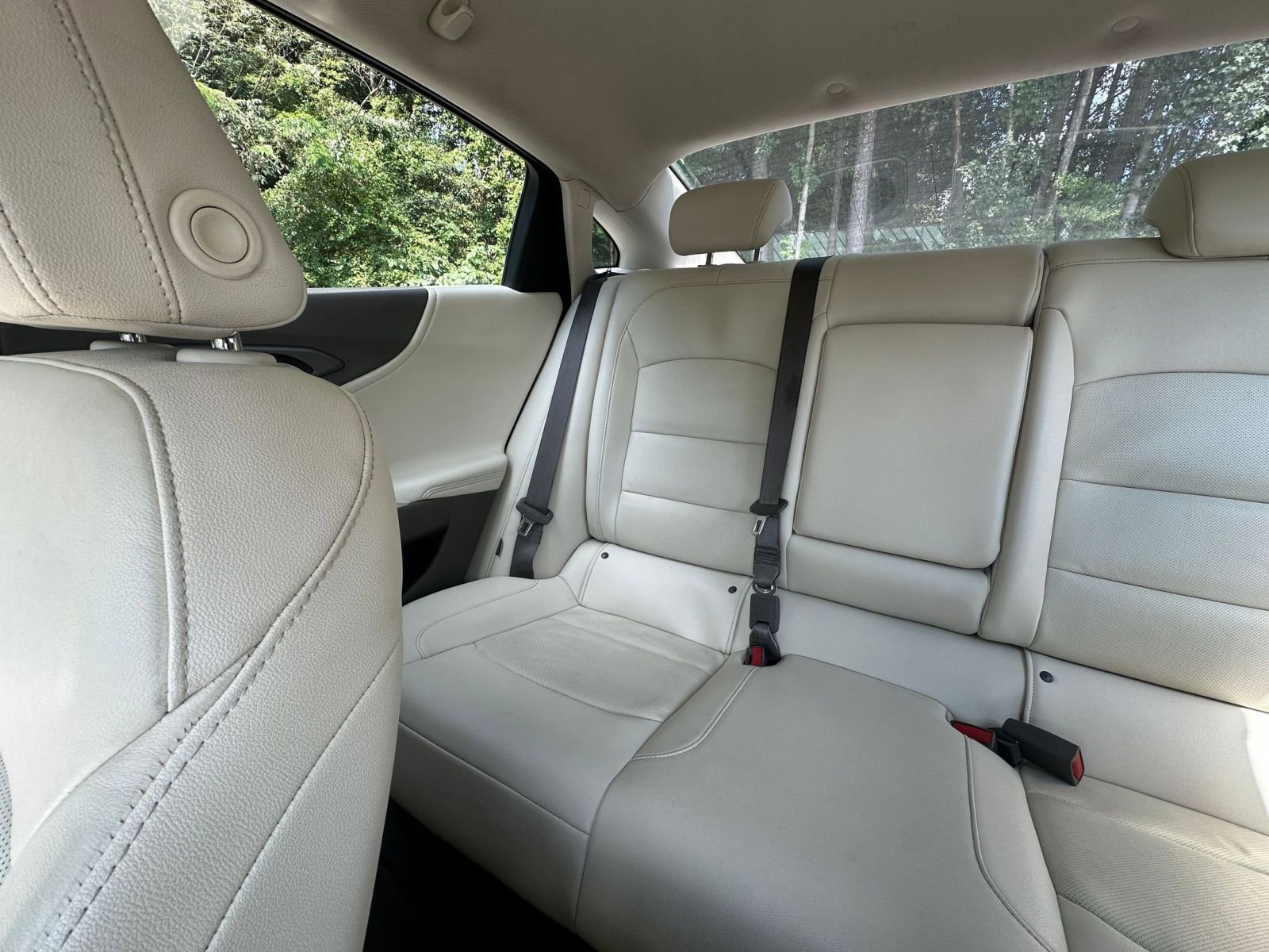 Used 2024 Chevrolet Malibu LT image 39