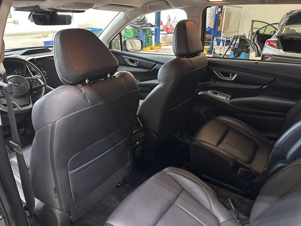 Used 2023 Subaru Ascent Limited AWD/4WD image 25