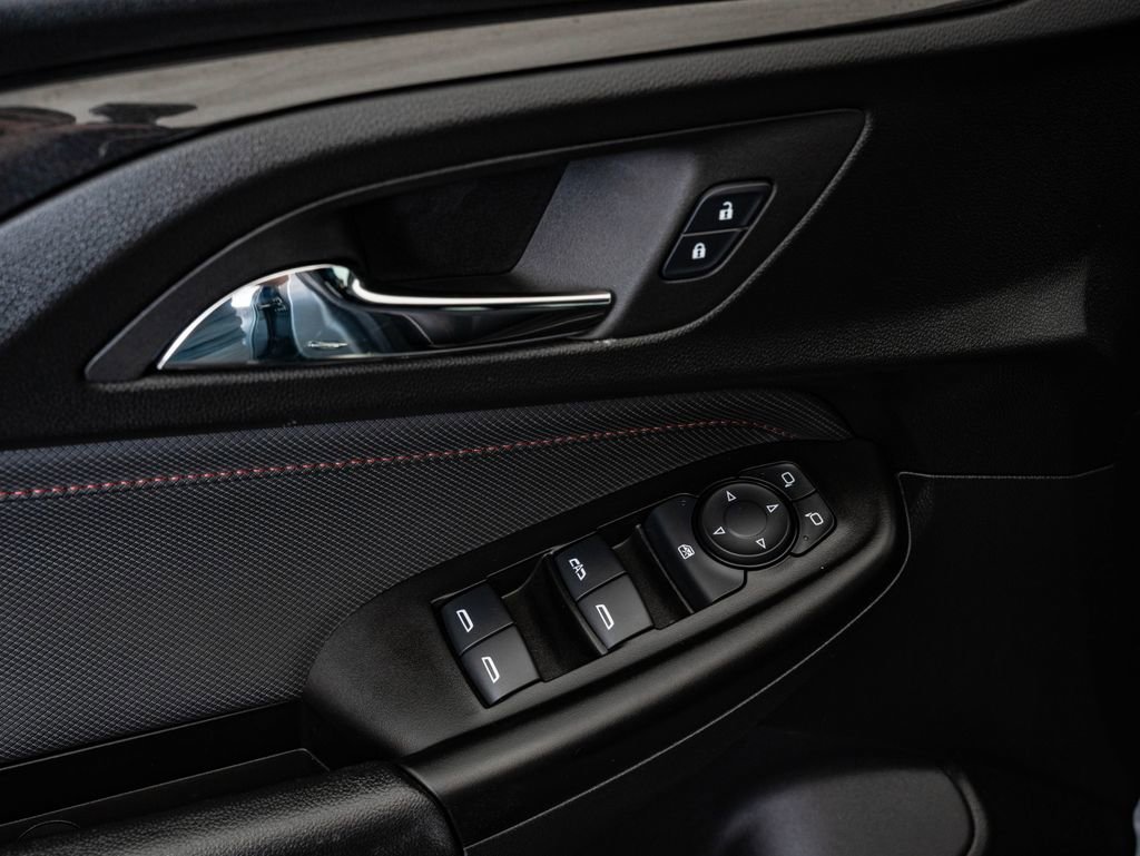 Used 2023 Chevrolet TrailBlazer RS w/ Convenience Package image 25