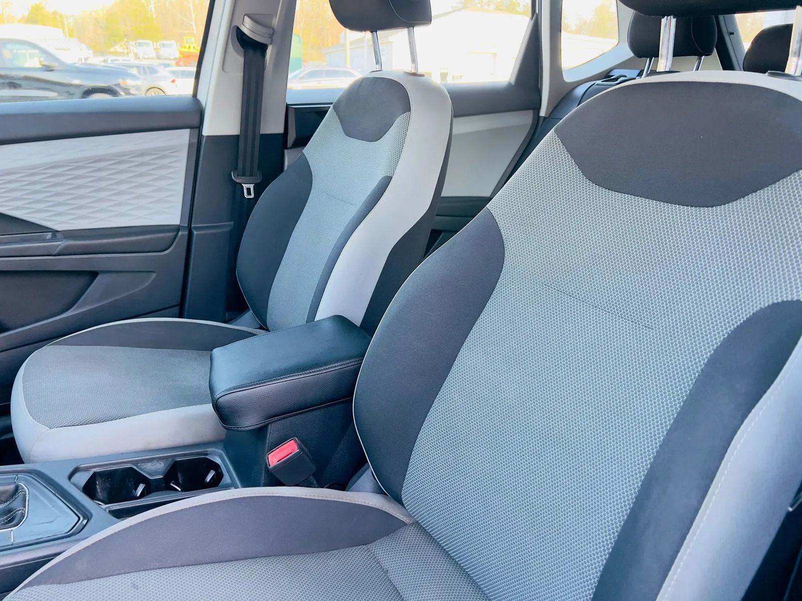 Used 2022 Volkswagen Taos S image 24