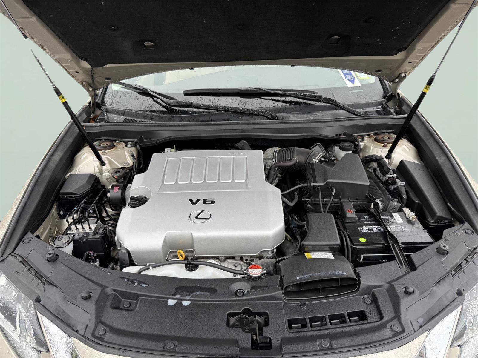 Used 2016 Lexus ES 350 w/ Luxury Package w/Wood Trim image 29