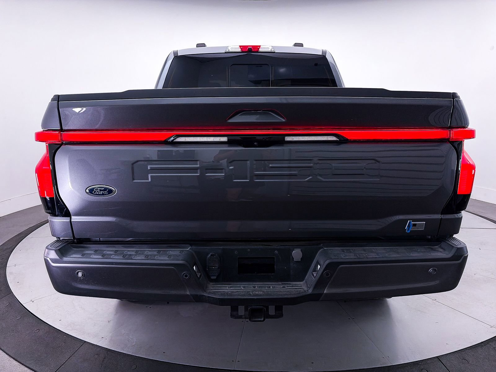 Used 2023 Ford F150 Lightning Platinum AWD/4WD image 17