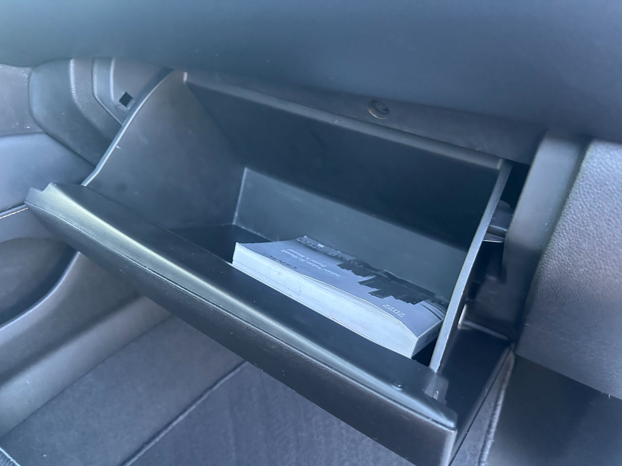 Used 2022 GMC Yukon XL AT4 image 38