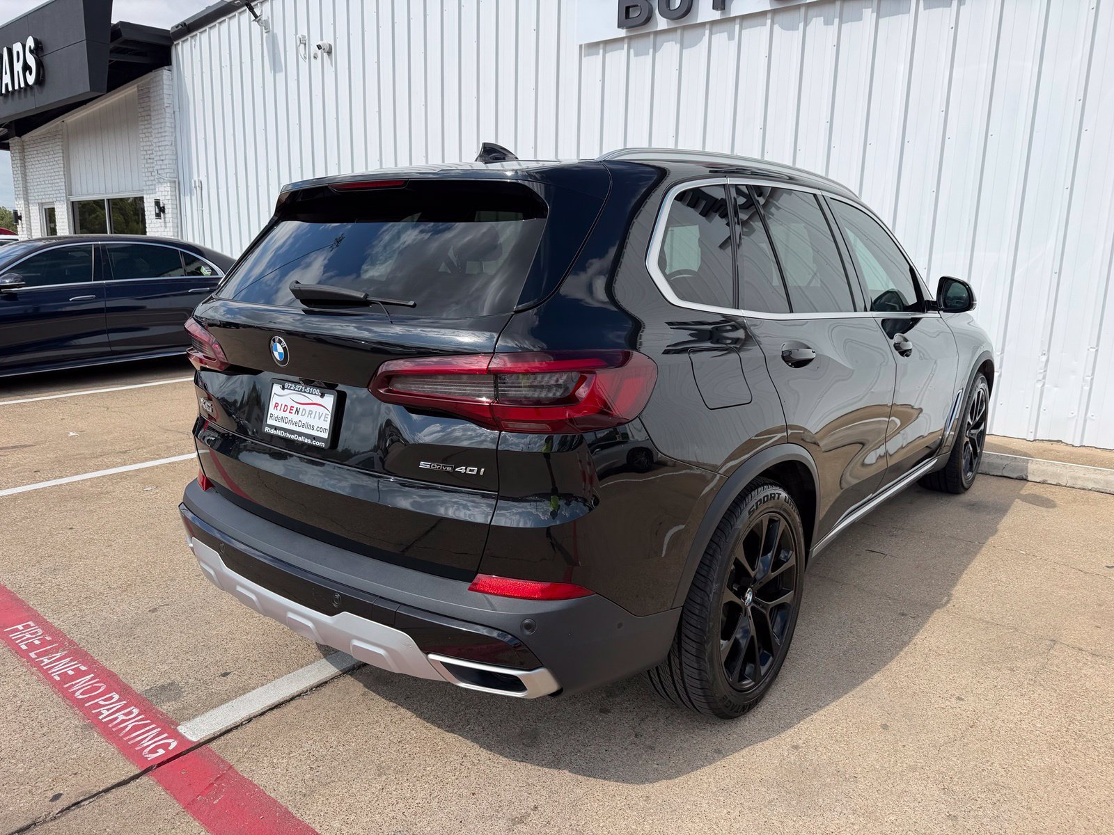 Used 2021 BMW X5 sDrive40i w/ Premium Package RWD image 8