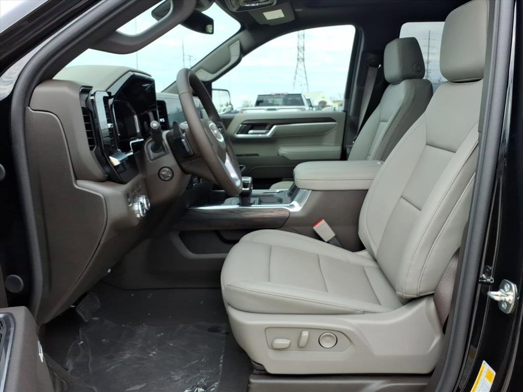 New 2026 GMC Sierra 1500 SLT w/ SLT Premium Package image 12