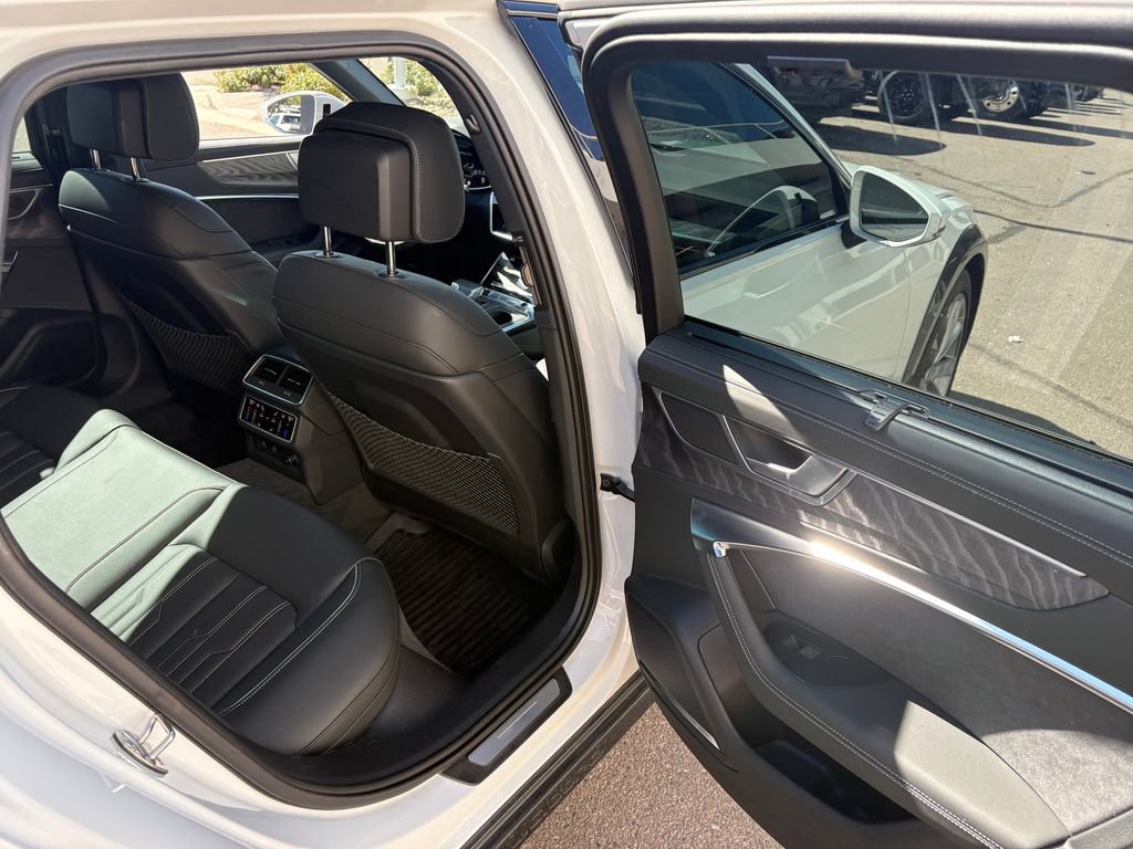 Used 2025 Audi A6 3.0T allroad Prestige AWD/4WD image 29