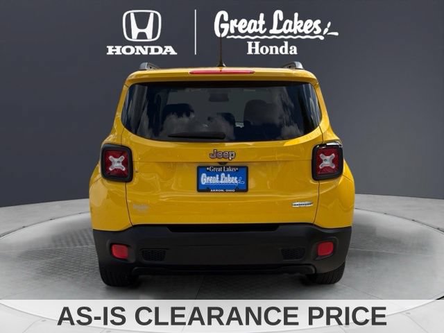 Used 2016 Jeep Renegade Latitude w/ Cold Weather Group FWD image 5