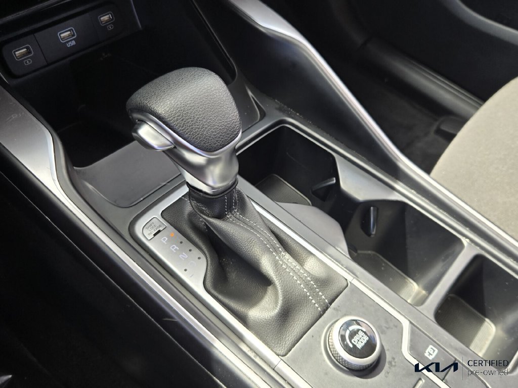 Certified 2023 Kia Sorento LX FWD image 23