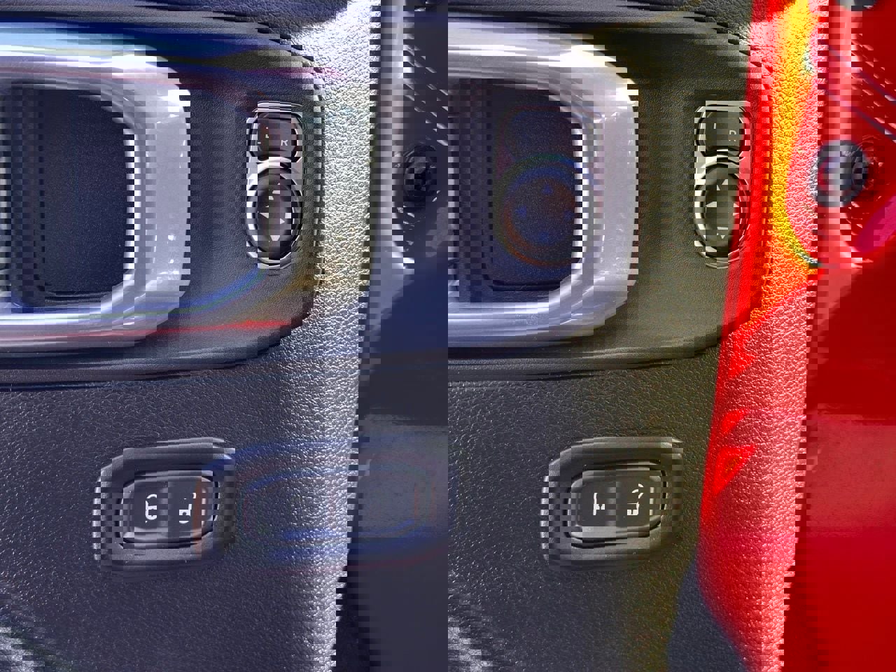 Used 2023 Jeep Wrangler Sport S image 20