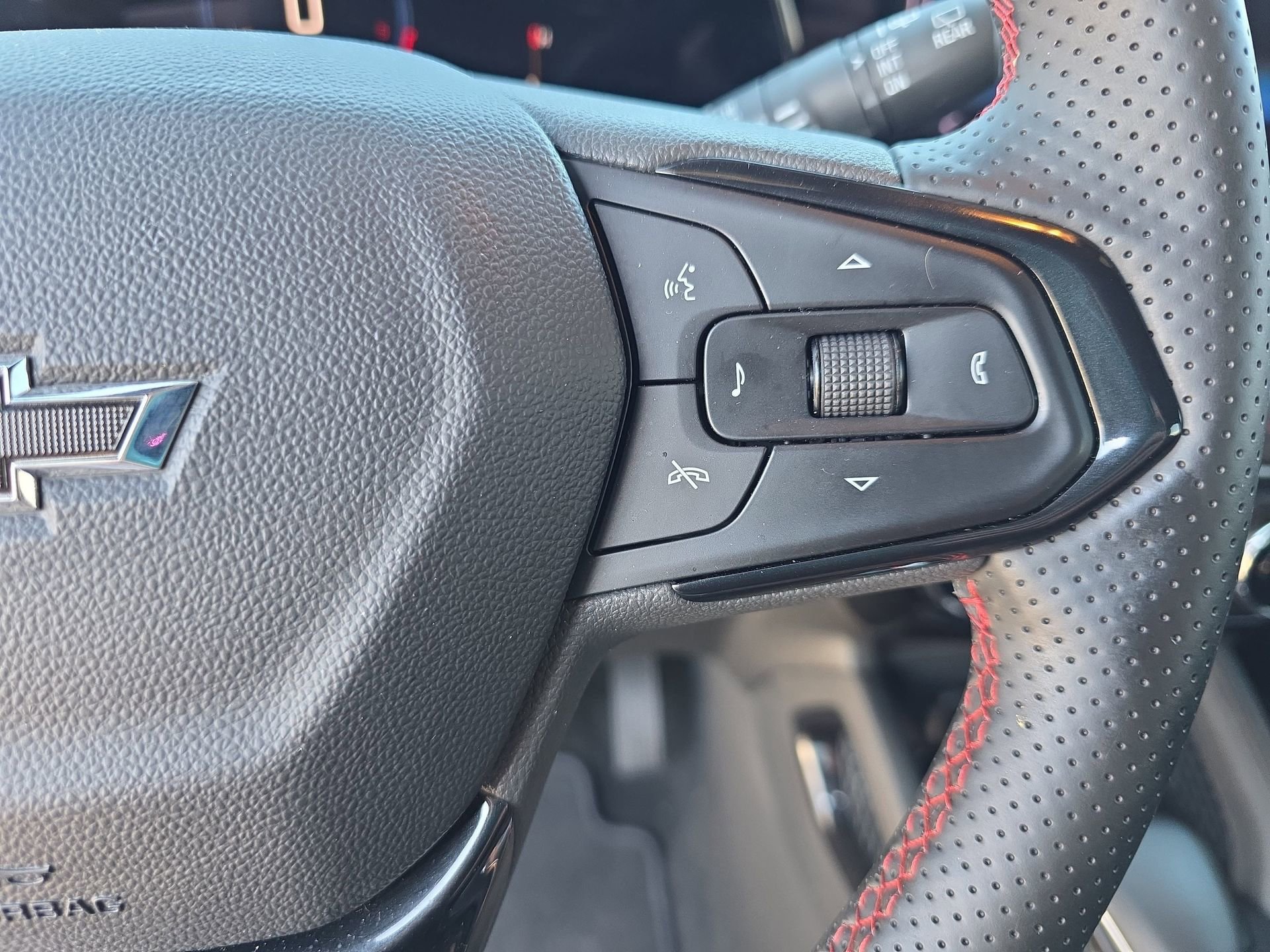 Used 2025 Chevrolet TrailBlazer RS w/ Convenience Package image 18