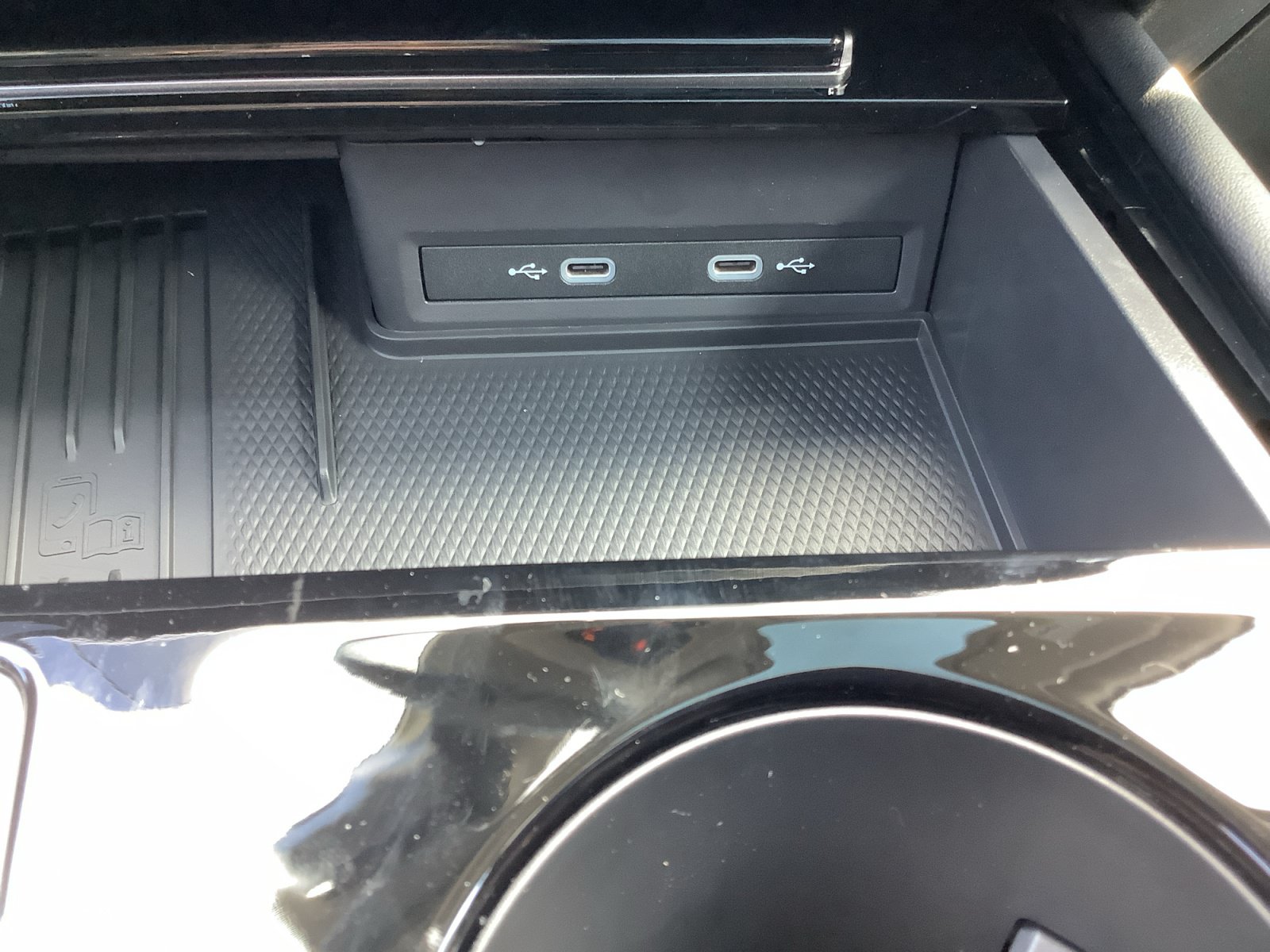 New 2026 Volkswagen Atlas SE FWD image 21