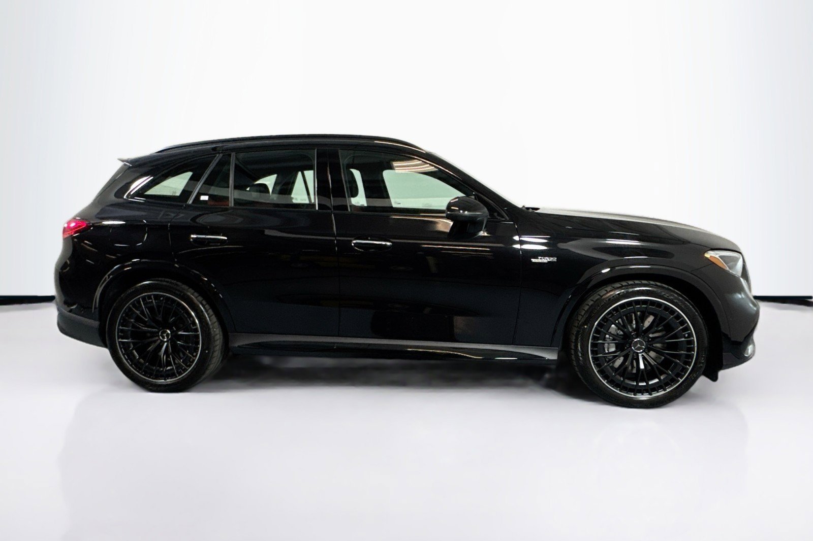 New 2026 Mercedes-Benz GLC 43 AMG 4MATIC image 4