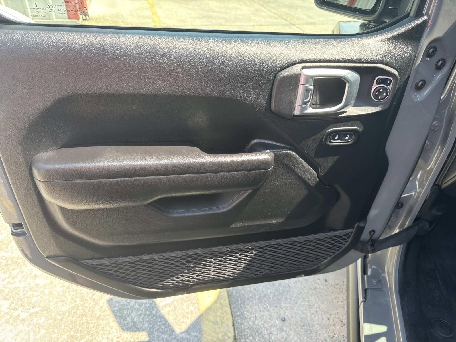 Certified 2021 Jeep Wrangler Unlimited Rubicon w/ Cold Weather Group image 18