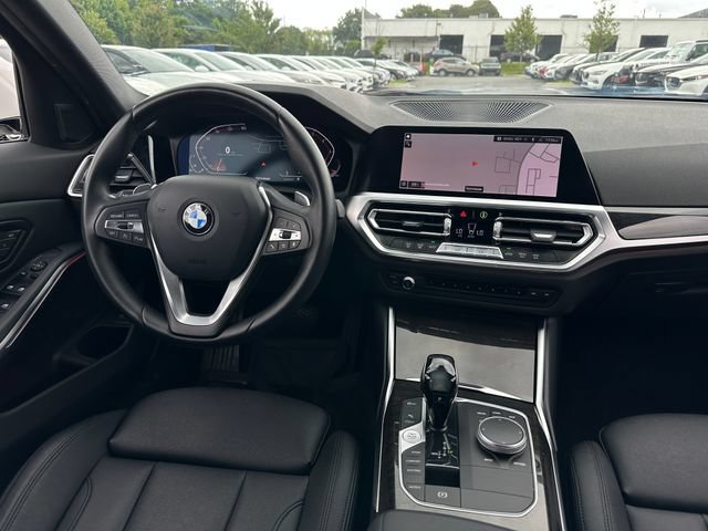 Used 2021 BMW 330i Sedan w/ Convenience Package RWD image 15