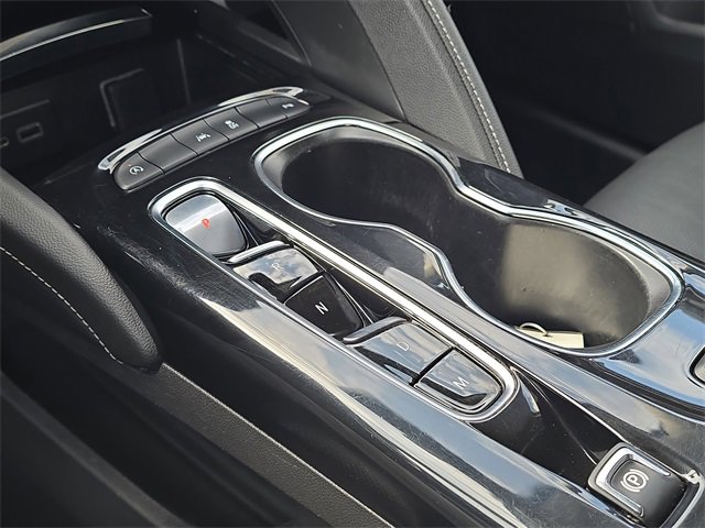 Used 2023 Buick Envision Essence image 18