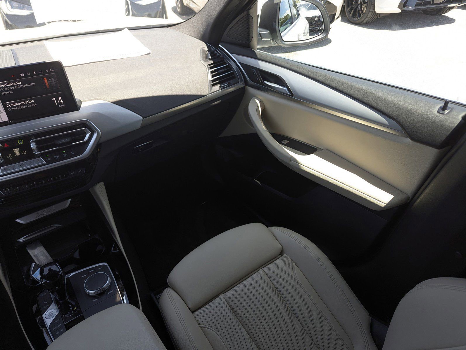 Certified 2025 BMW X4 xDrive30i AWD/4WD image 16