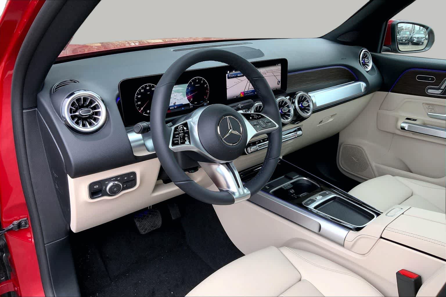 New 2026 Mercedes-Benz GLB 250 4MATIC image 9