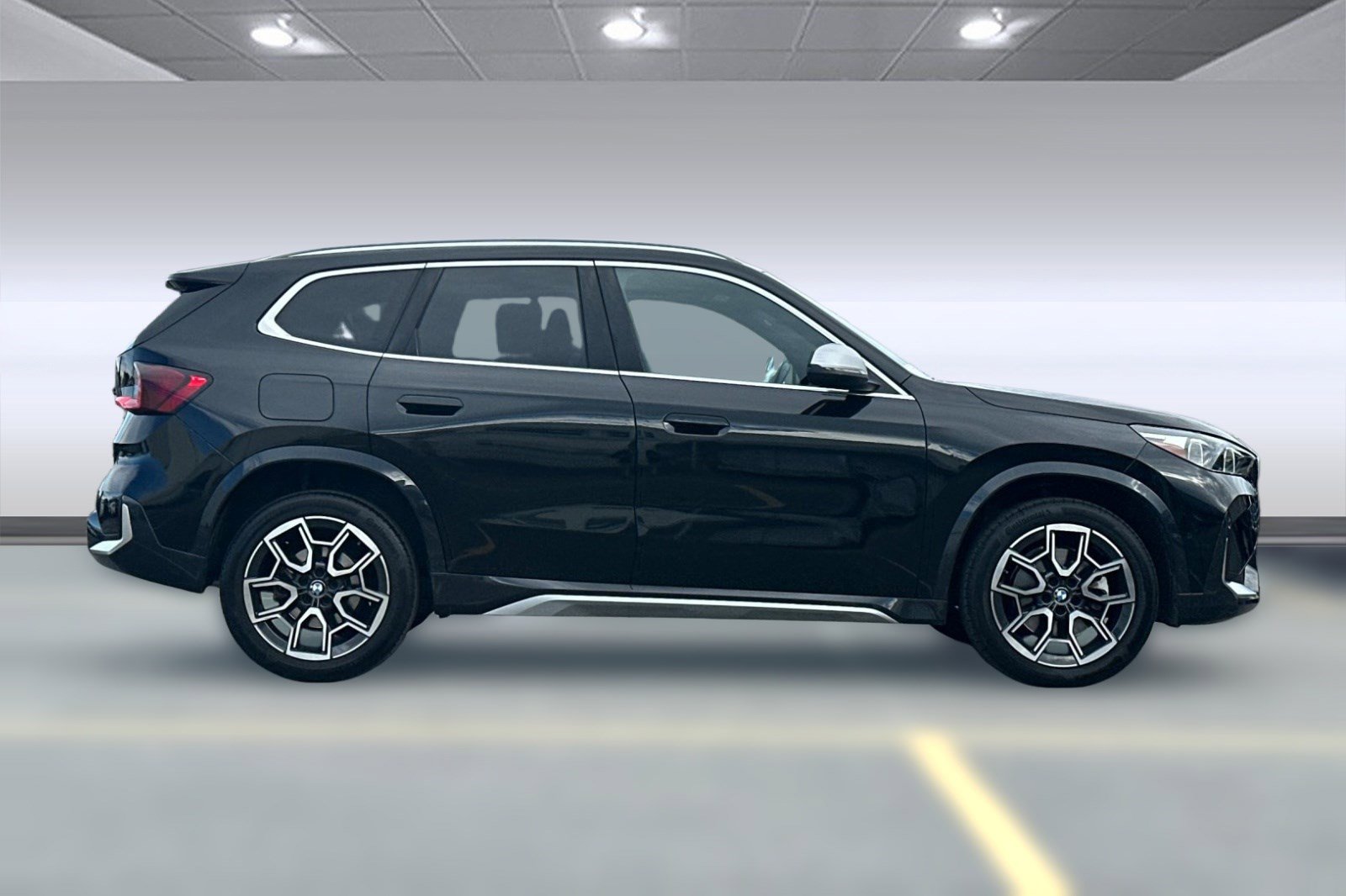 Certified 2023 BMW X1 xDrive28i w/ Convenience Package image 8