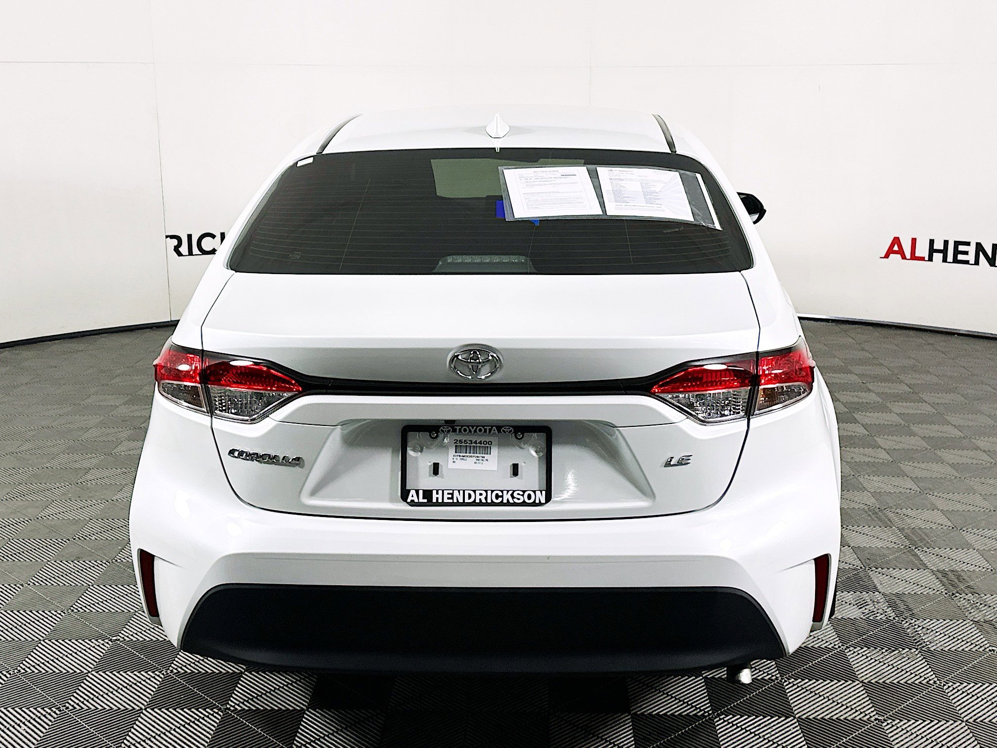 Used 2025 Toyota Corolla LE image 4