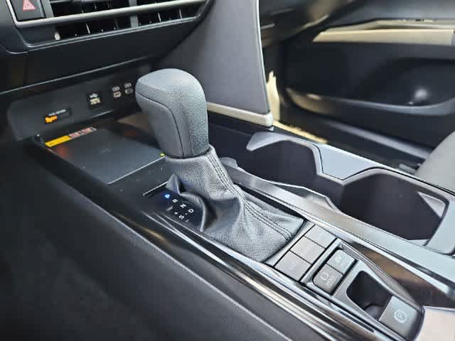 Used 2025 Toyota Camry LE FWD image 25