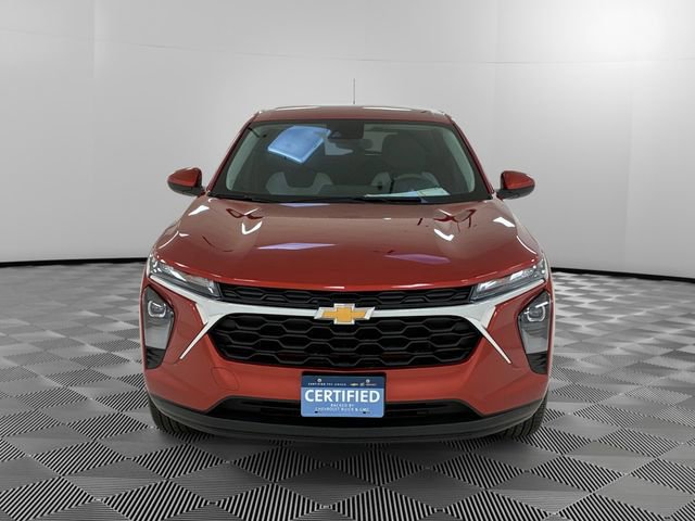 Used 2024 Chevrolet Trax LS w/ LS Convenience Package image 8