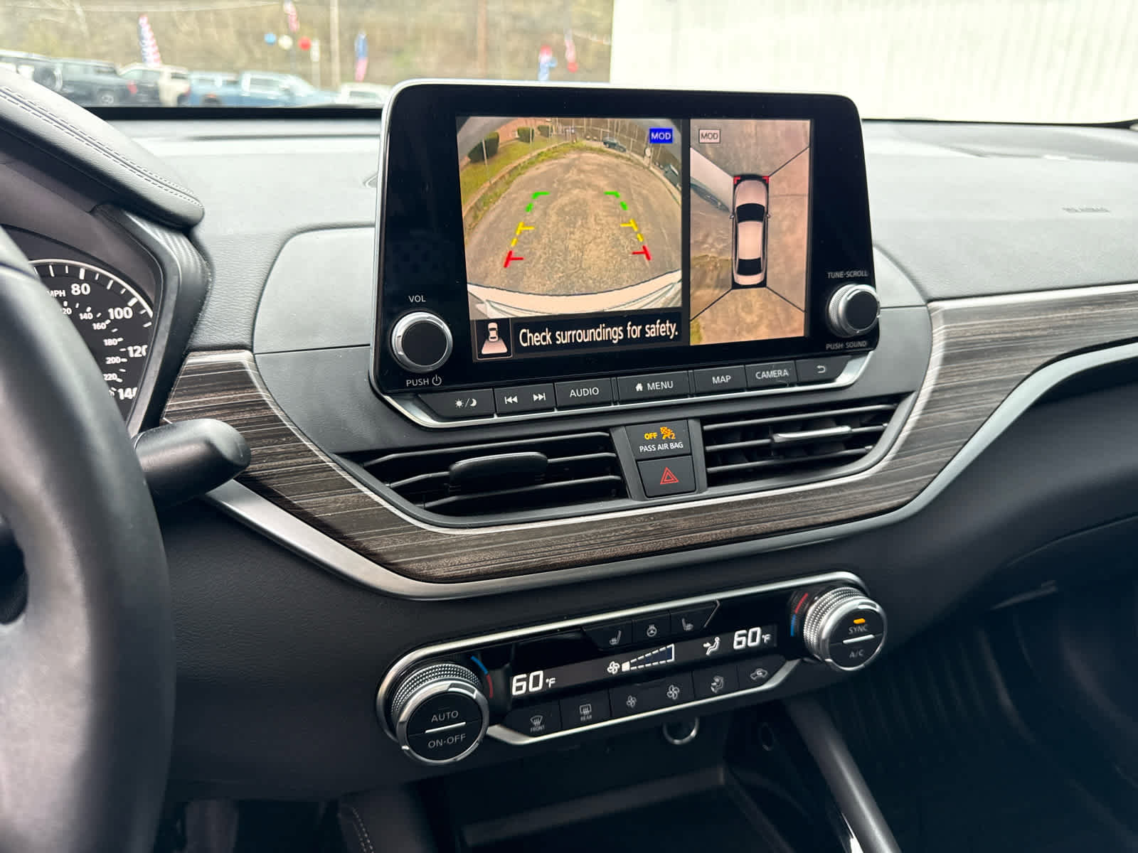 Used 2020 Nissan Altima 2.5 Platinum image 21