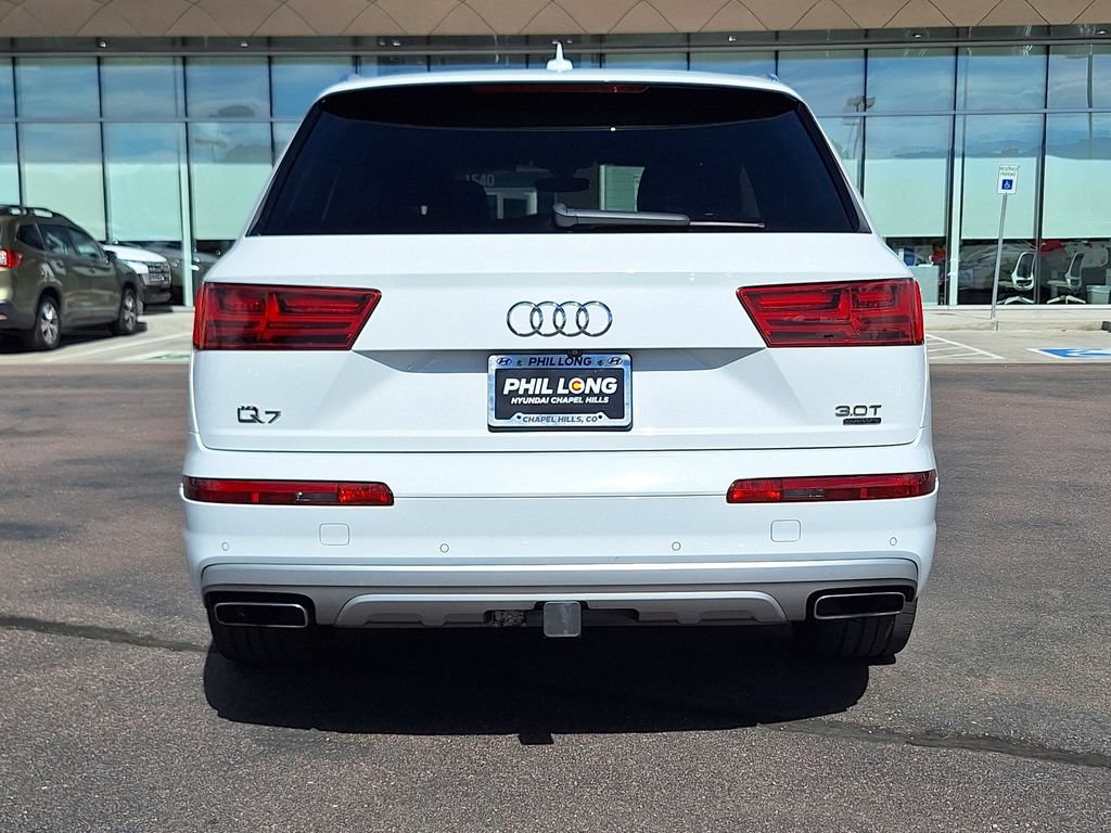 Used 2017 Audi Q7 3.0T Prestige AWD/4WD video 4