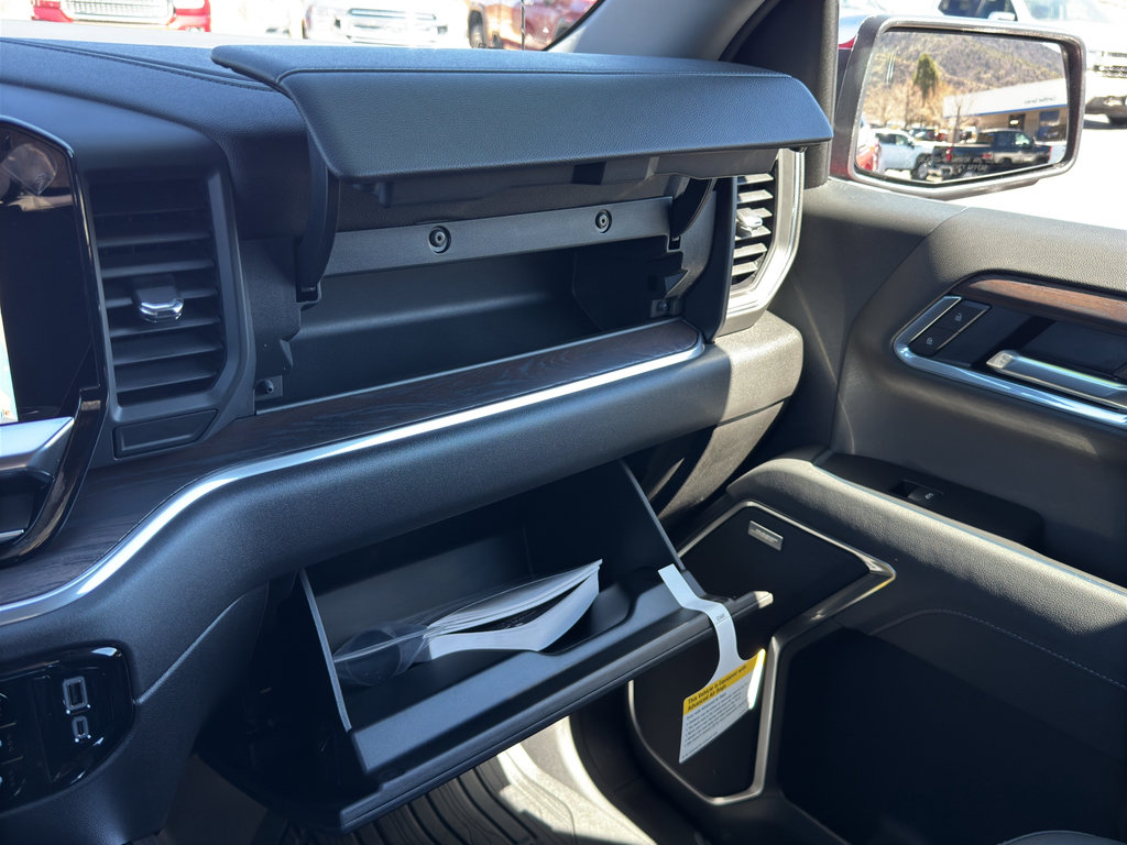 New 2026 GMC Sierra 1500 SLT image 33