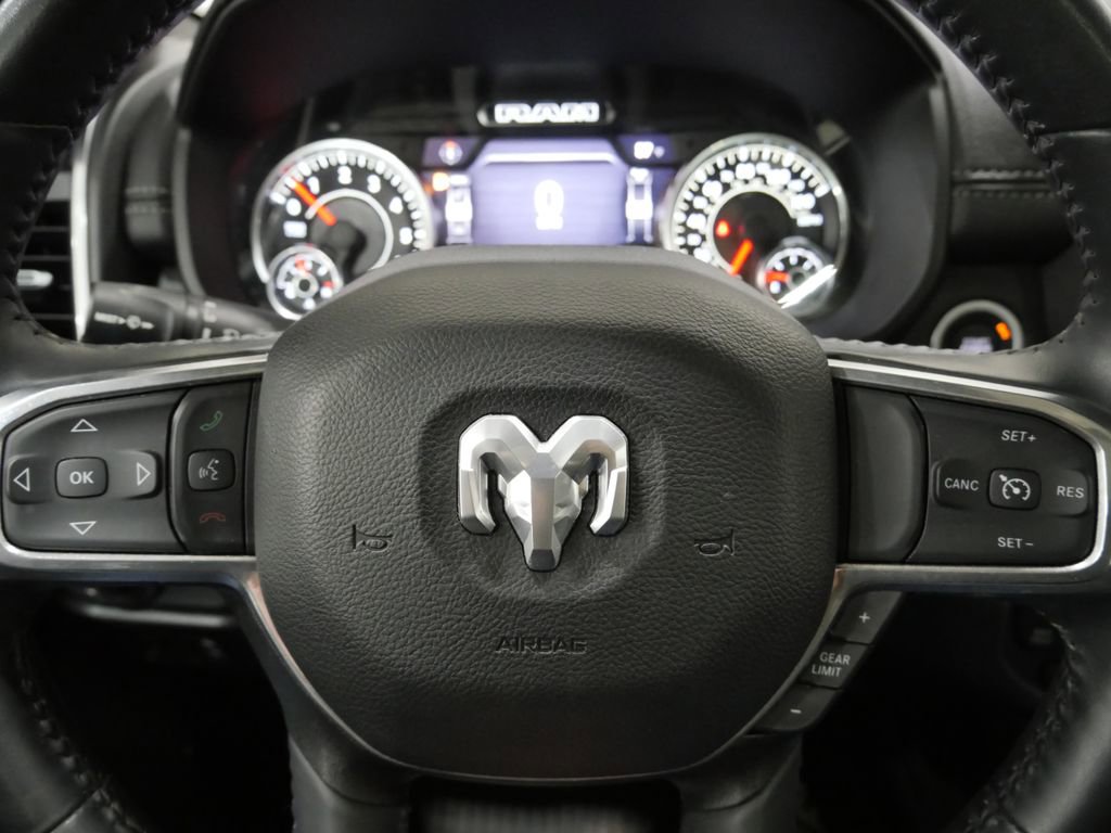 Used 2023 RAM 1500 Laramie AWD/4WD image 16