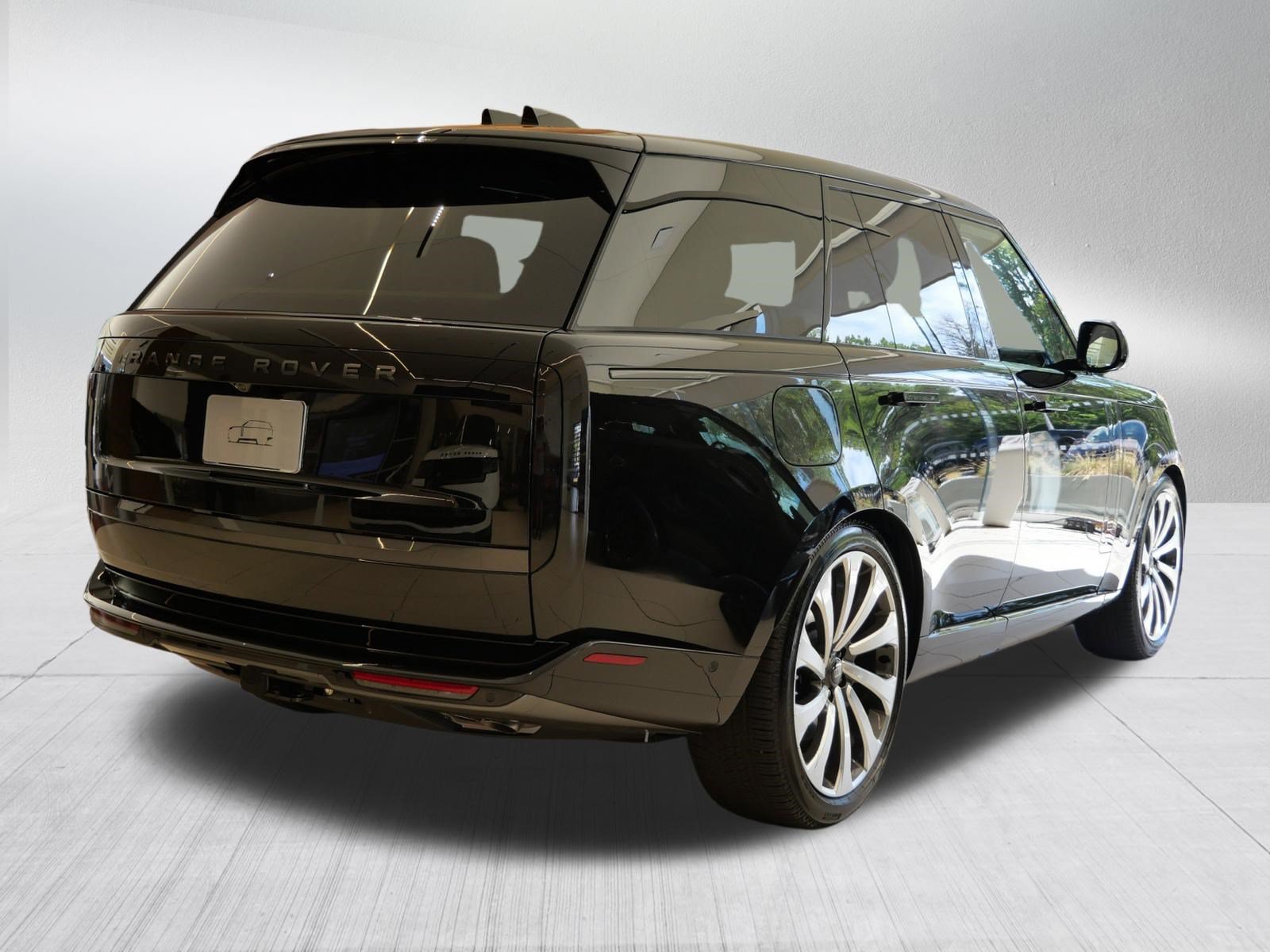 New 2027 Land Rover Range Rover Autobiography AWD/4WD image 2
