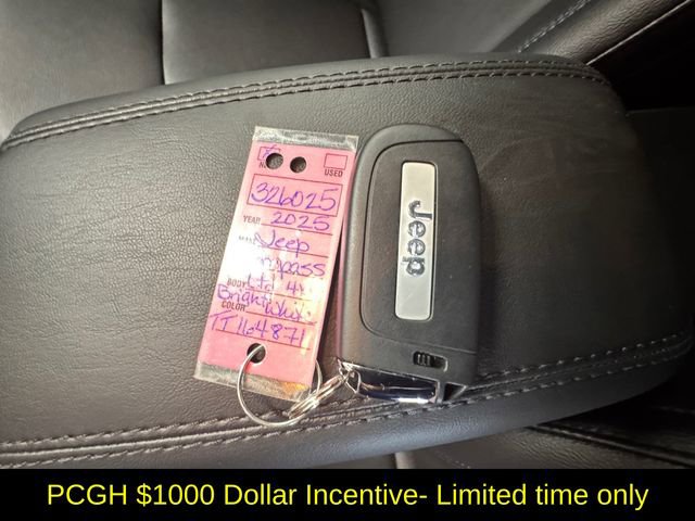 New 2026 Jeep Compass Limited image 25