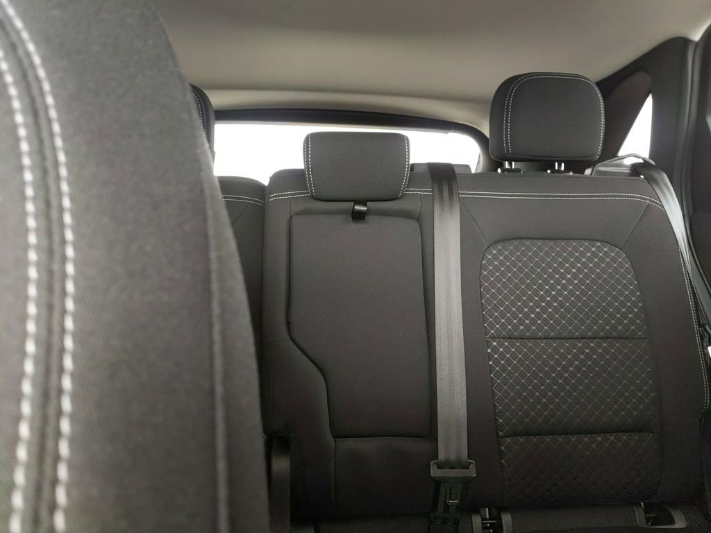 Used 2024 Ford Escape Active AWD/4WD image 29