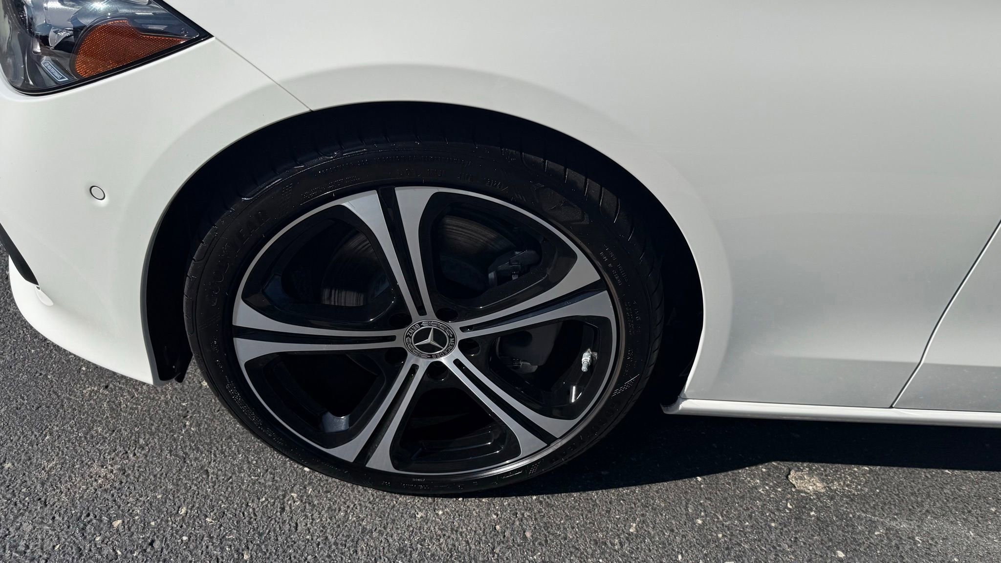 Used 2025 Mercedes-Benz C 300 Sedan image 17